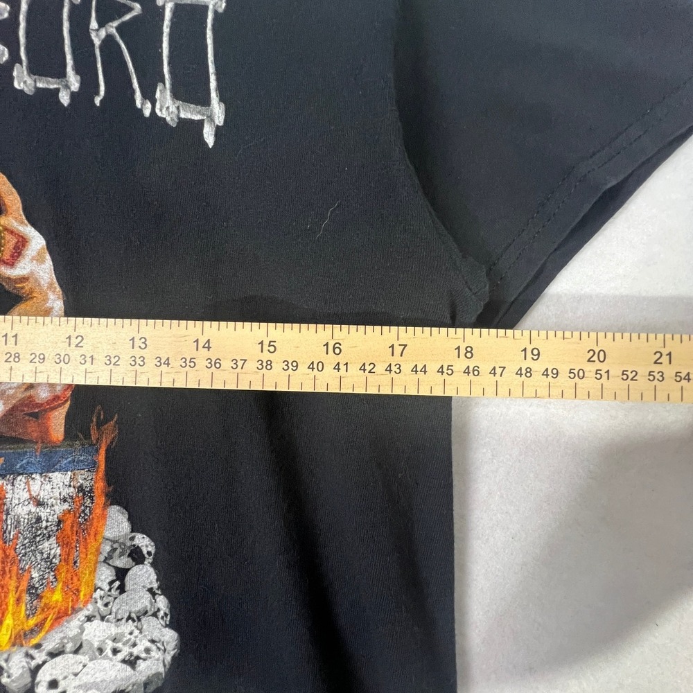 Cattleboro 2018 Medium Skulls Graphic Tshirt Grunge Flames Emo Y2k-Style - Picture 10 of 10